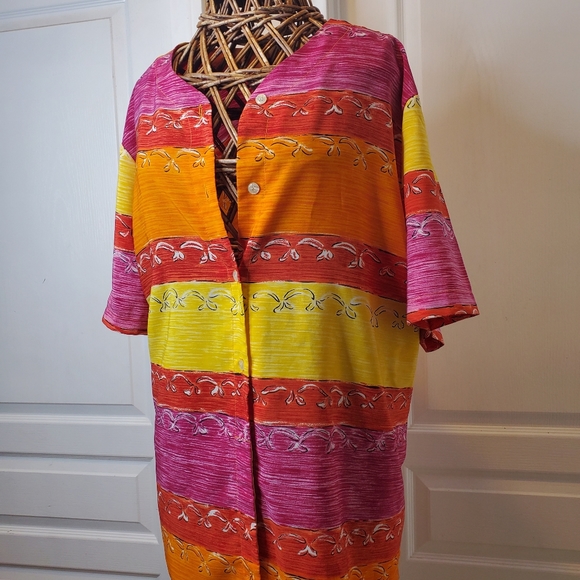 Ladies Colorful plus size blouse - Picture 10 of 12